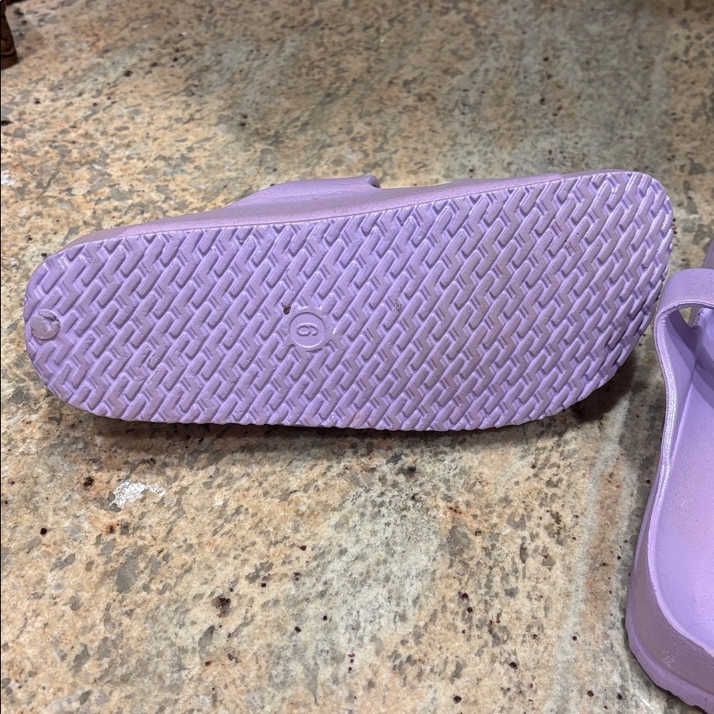 Womans Purple Sandals - Picture 6 of 11
